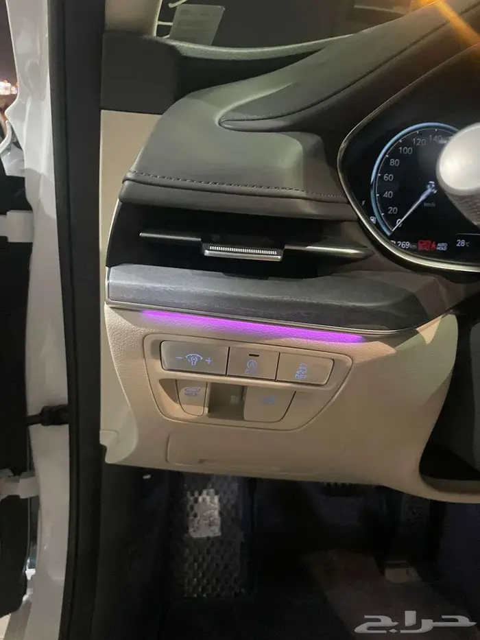 جنسس G80 2023 23