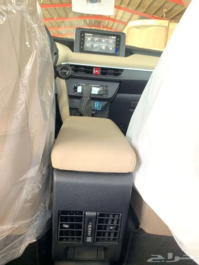 تويوتا - يارس - 2026 - واي بلس نص فل 11