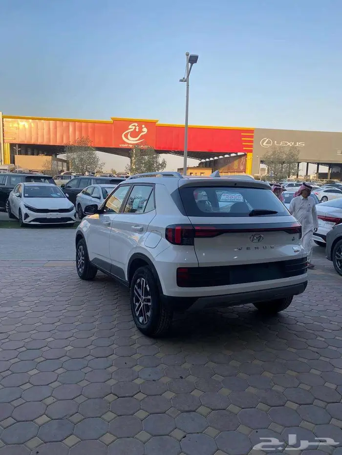 هيونداي فينيو 2025 وارد خليجي كاميرا شاشة (اصفار) 2