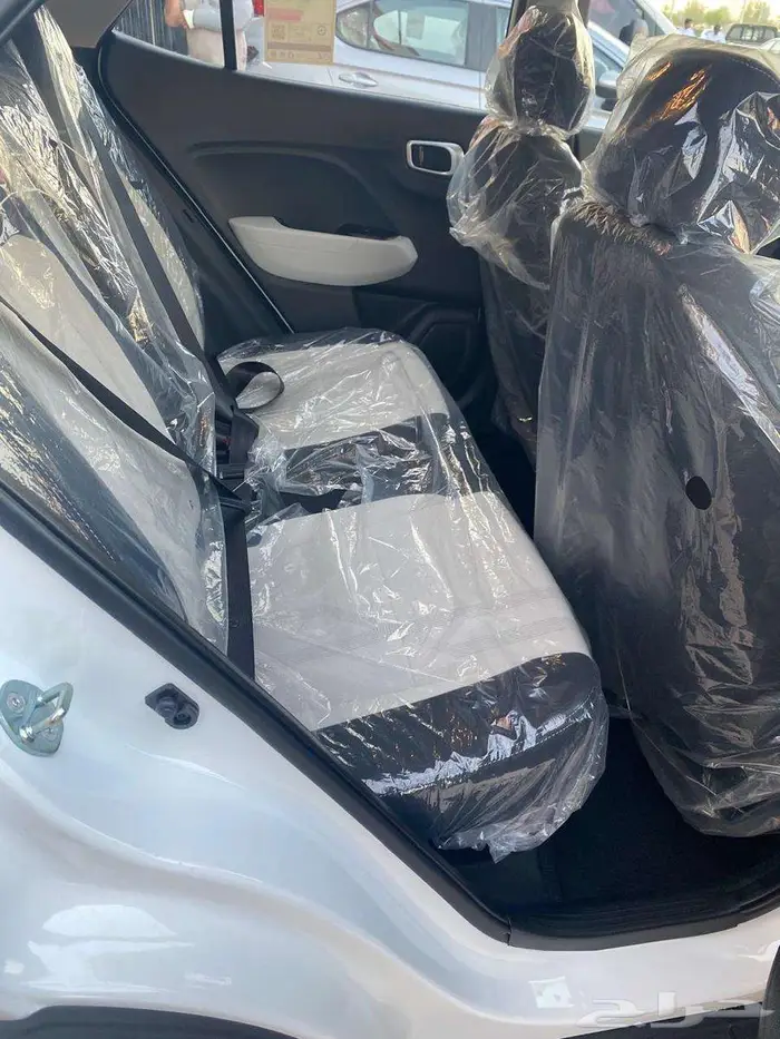 هيونداي فينيو 2025 وارد خليجي كاميرا شاشة (اصفار) 16