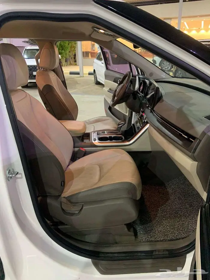 كيا كرنفال 2021 ديزل ابواب كهرباء رادار نقاط عمياء 14