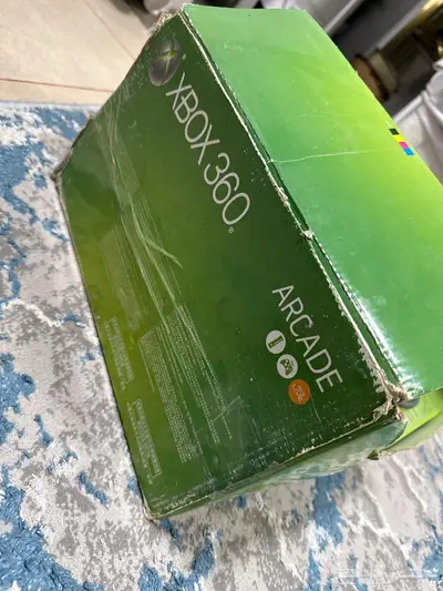 اكس بوكس 360 نظيف مع 4 اشرطه index