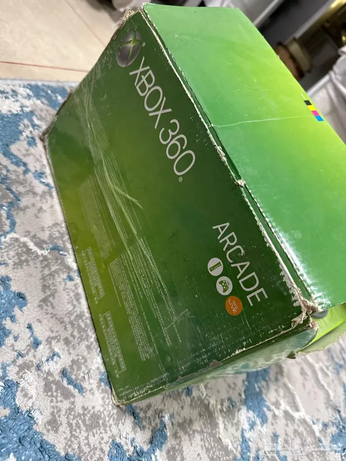 اكس بوكس 360 نظيف مع 4 اشرطه 4