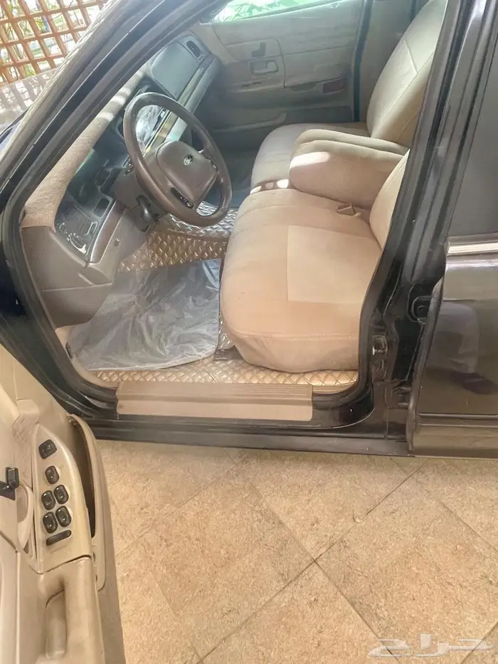 فورد كراون فكتوريا 2001 7