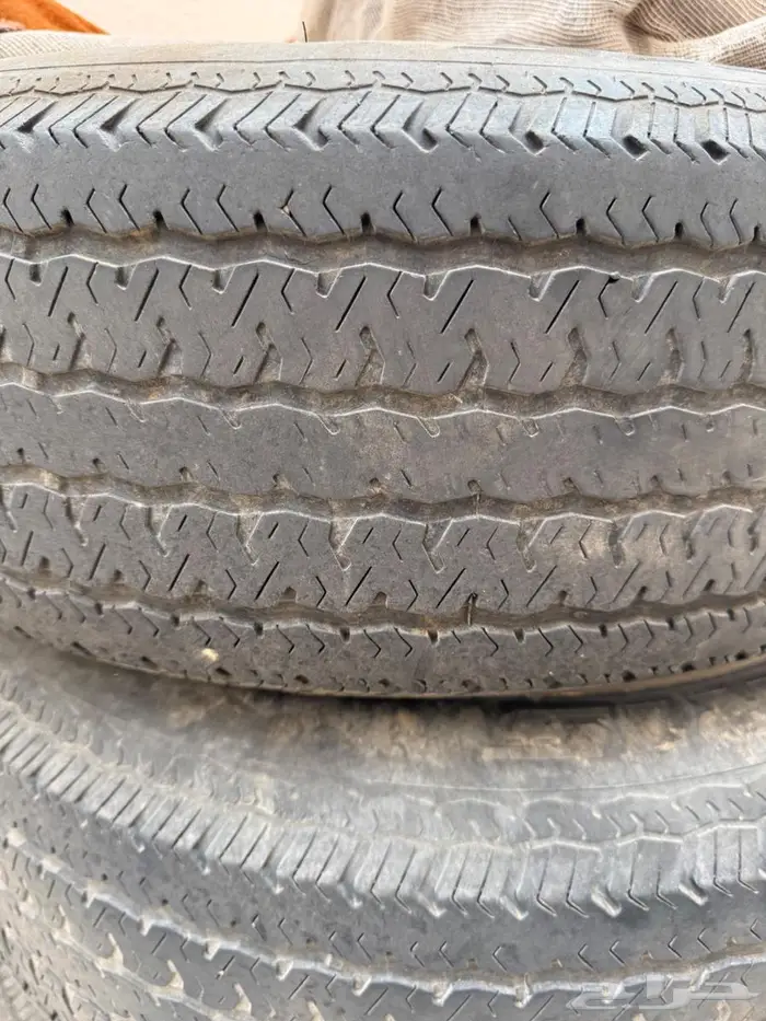 جنوط مرسيدس مع كفراتهن 5