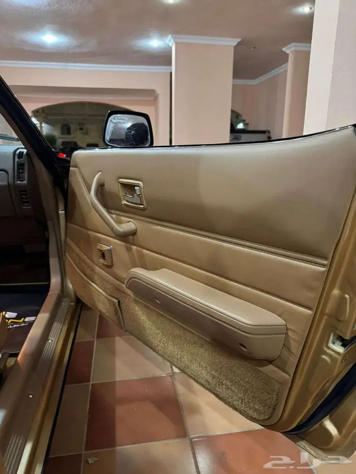 للبيع نيسان 280zx زد 1980بحالة الوكالة الفئه العاشرة 10 26