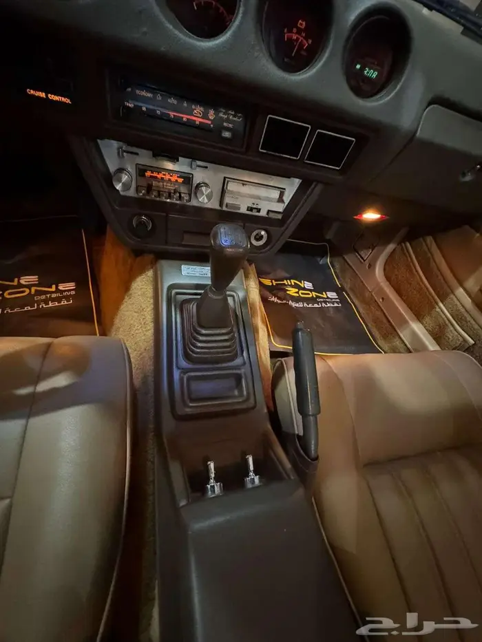 للبيع نيسان 280zx زد 1980بحالة الوكالة الفئه العاشرة 10 28