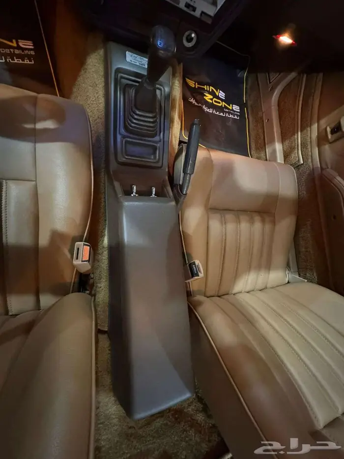 للبيع نيسان 280zx زد 1980بحالة الوكالة الفئه العاشرة 10 29