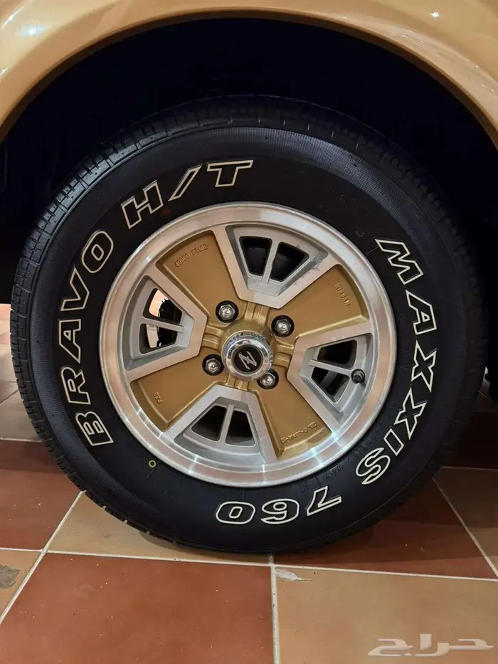 للبيع نيسان 280zx زد 1980بحالة الوكالة الفئه العاشرة 10 16