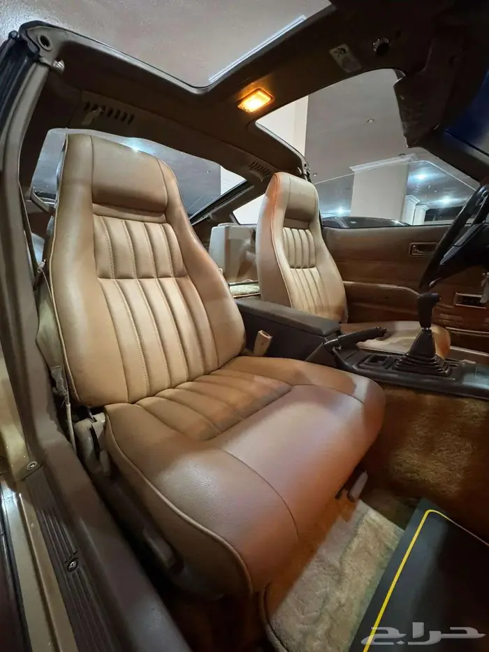 للبيع نيسان 280zx زد 1980بحالة الوكالة الفئه العاشرة 10 36