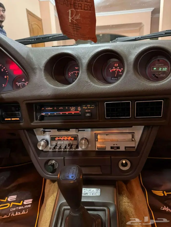 للبيع نيسان 280zx زد 1980بحالة الوكالة الفئه العاشرة 10 31