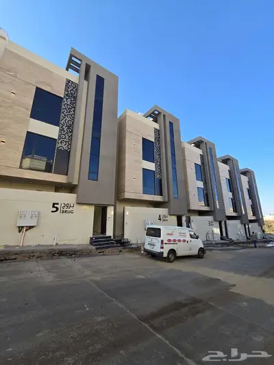 للبيع أدوار ارضيه 6غرفVIPحي حسام غرب الخميس وسط جميع الخدمات index