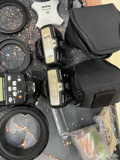 فلاش نيكون r1c1 index