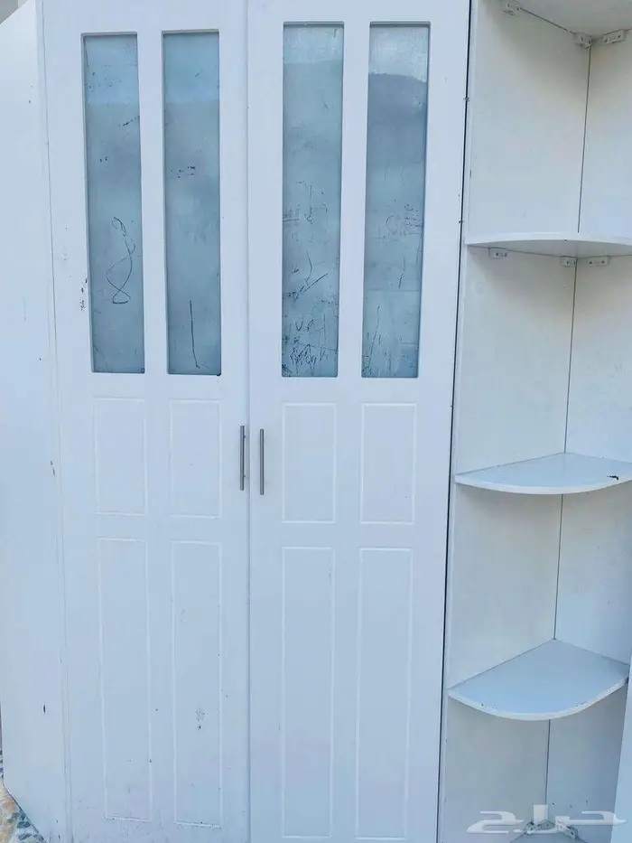 دولاب ملابس جدا جدا نظيف 1