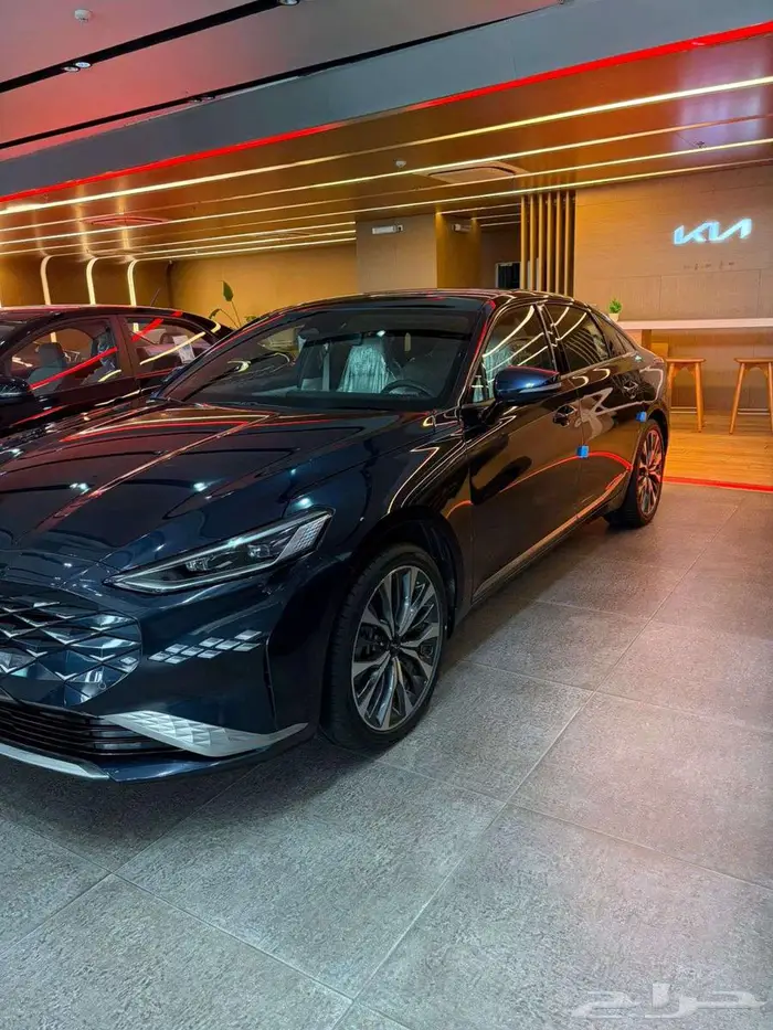 كيا k8 2024 هايبرد اصفار 4