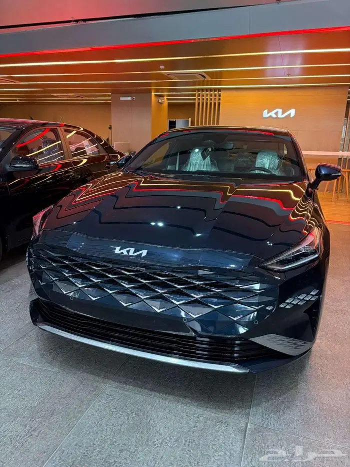 كيا k8 2024 هايبرد اصفار 0