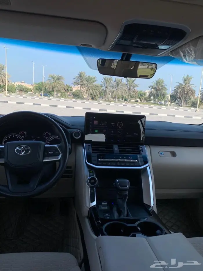 لاندكروزر 2023 ممشى 40 الف 10