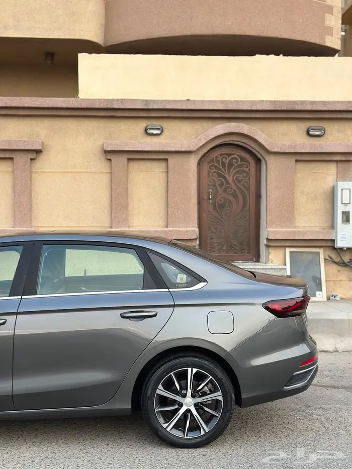 جيلي امجراند 2023 فل كامل 5