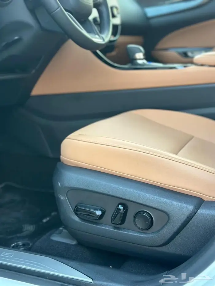 لكزس NX350 2024 سعودي شبه جديد 10