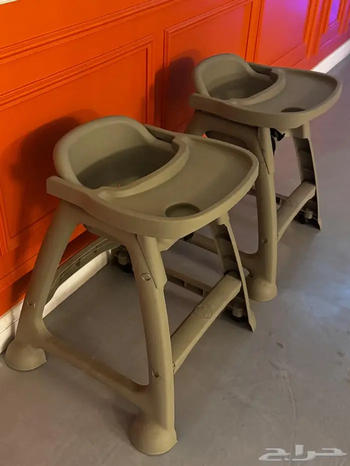 كراسي وطاويل مطعم جودة عالية استخدام سنة 3