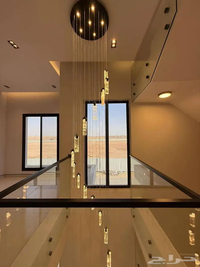 فيلا فاخرة مع شقه للبيع حي غصون الجنادريه 8