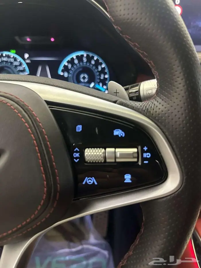 جنسس GV70 2022 14