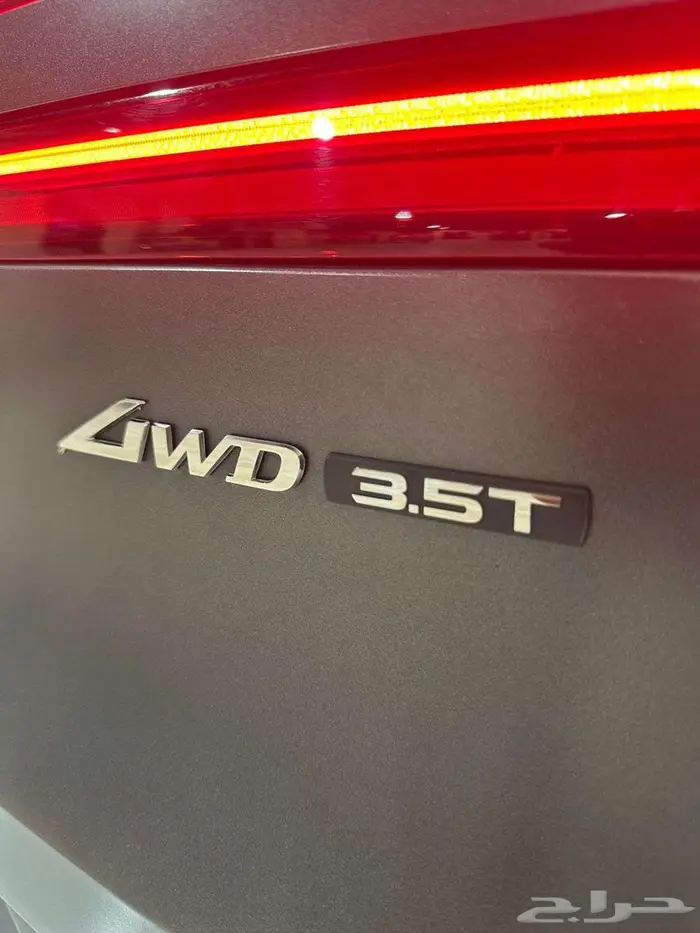 جنسس GV70 2022 11