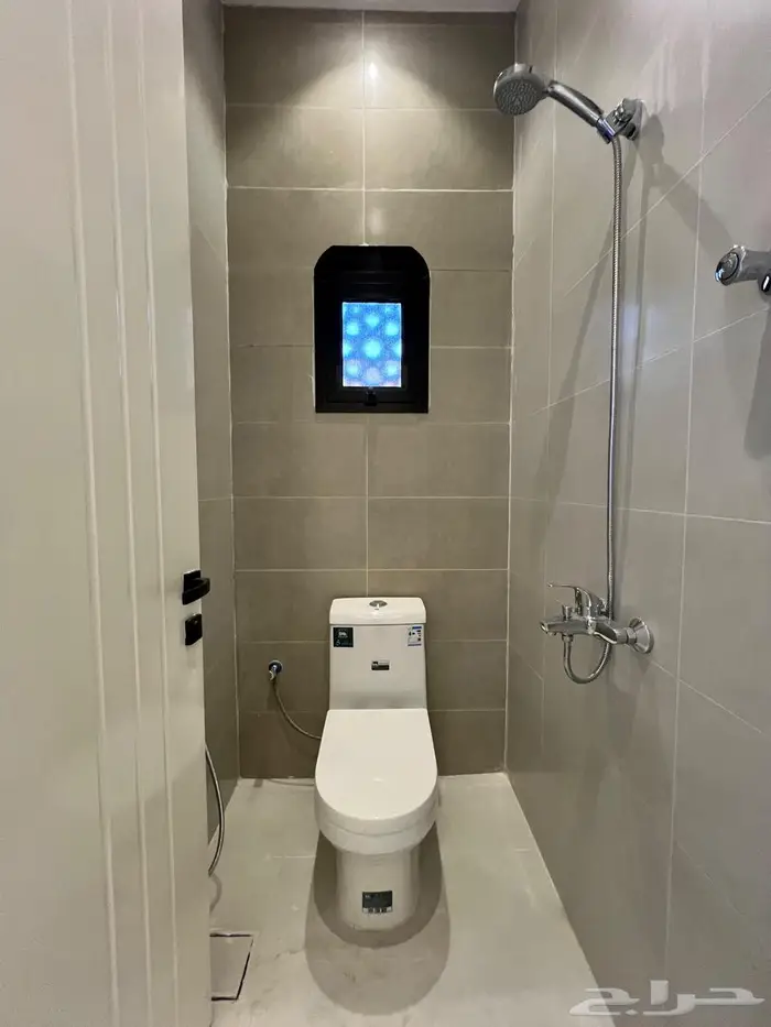 شقق للعرسان جديدة للايجار ( الصفوة ) حي الملك فهد 4