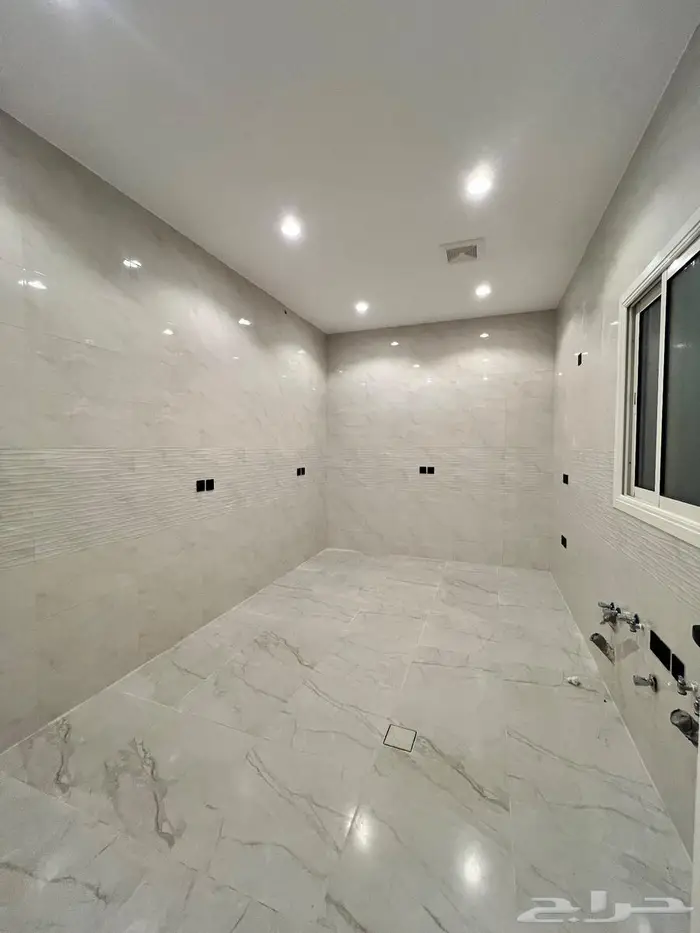 شقق للعرسان جديدة للايجار ( الصفوة ) حي الملك فهد 11