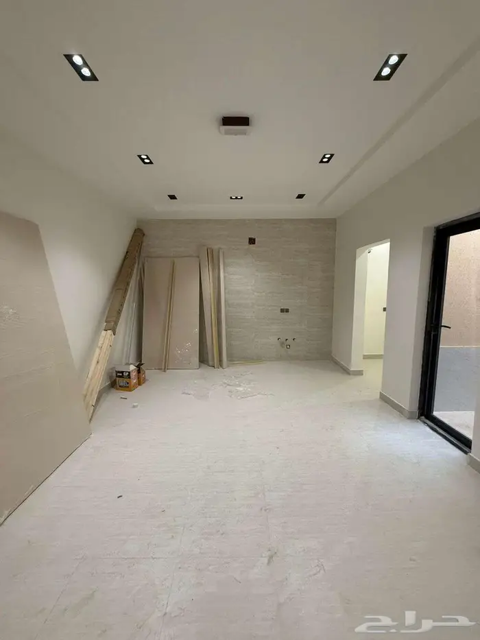 فيلا فاخرة مع شقه للبيع حي الرمال ( مخطط سما نجد ) 9