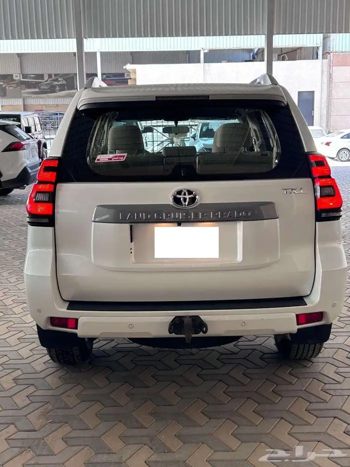 تويوتا برادو 2022 TXL1   ستة سلندر (V6) 3