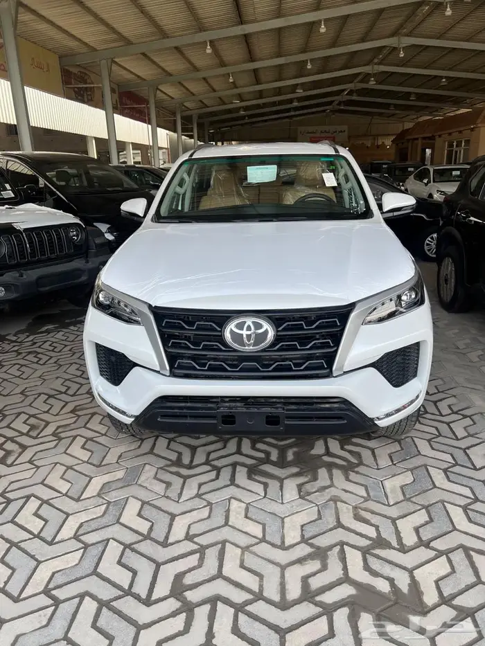 تويوتا فورتشنر بدون دبل 2025 0