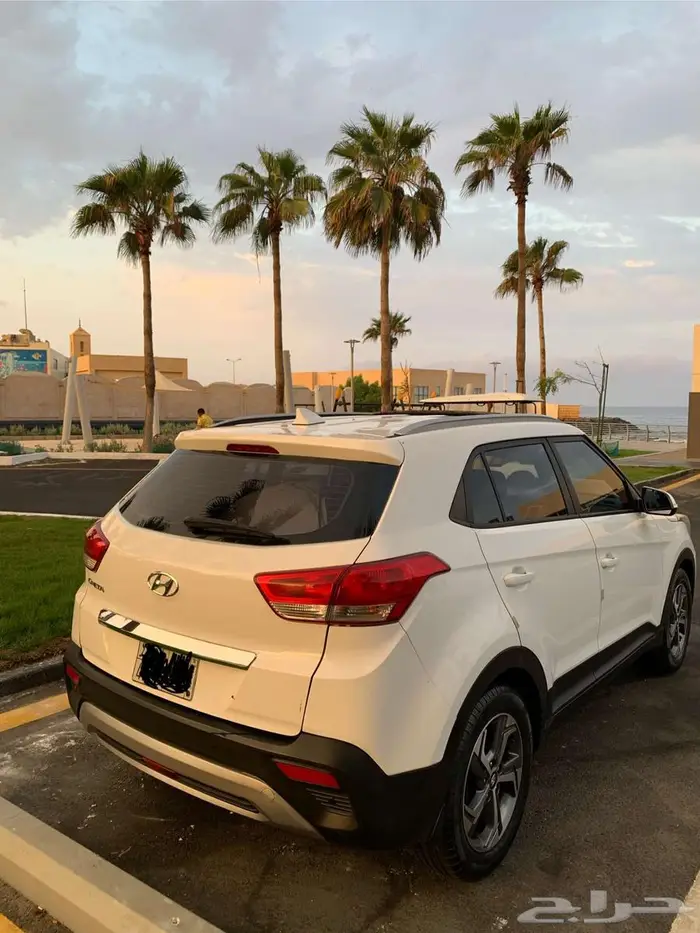هيونداي كريتا 2020   نص فل   ممشى قليل   حالة ممتازة 6