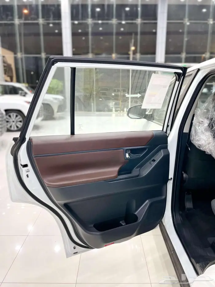 تويوتا انوفا ( GL ) بنزين موديل 2026 أقل الأسعار 20