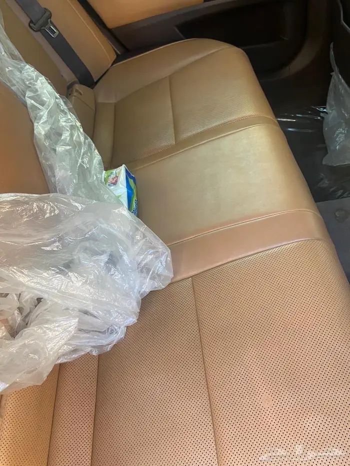 لكزس ES300h عبداللطيف جميل 25