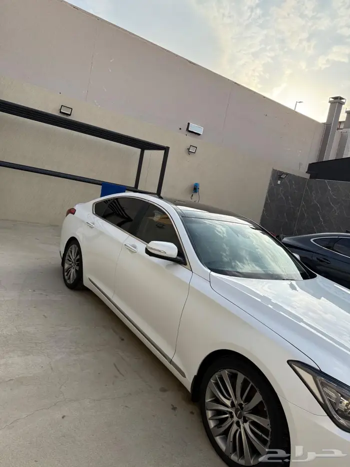 جنسيس رويال 2017 مالك اول 6