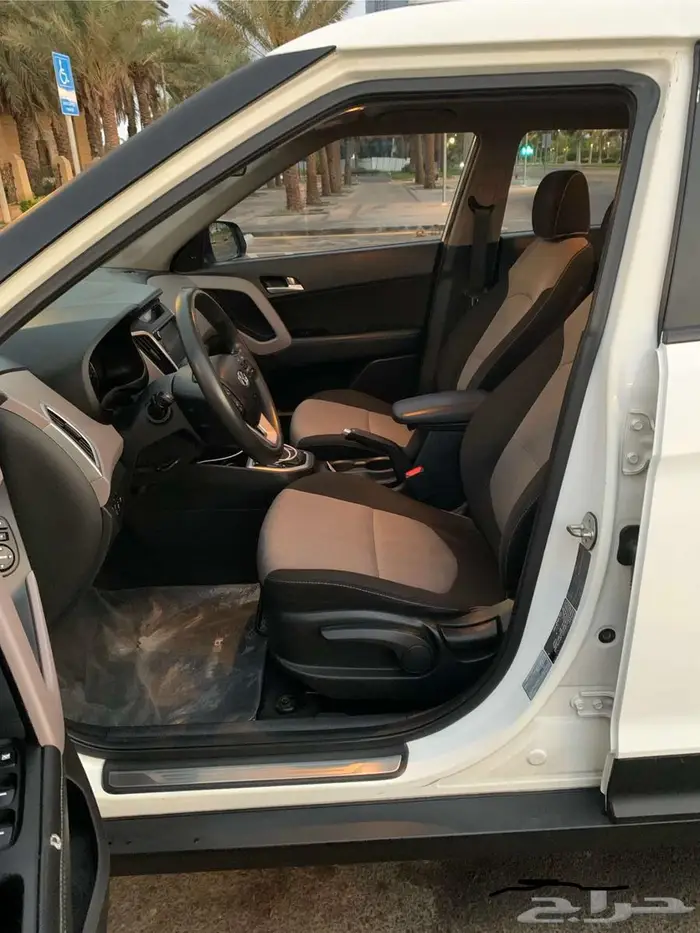 هيونداي كريتا 2020   نص فل   ممشى قليل   حالة ممتازة 13