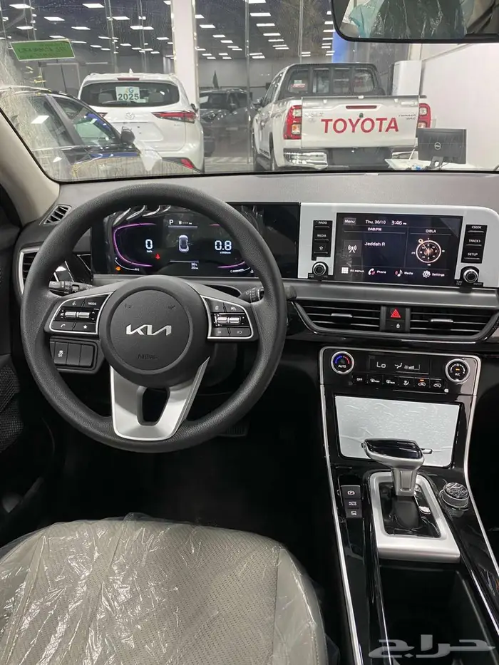 كيا سيلتوس GLS نص فل 2026 ابيض سقف اسود 6