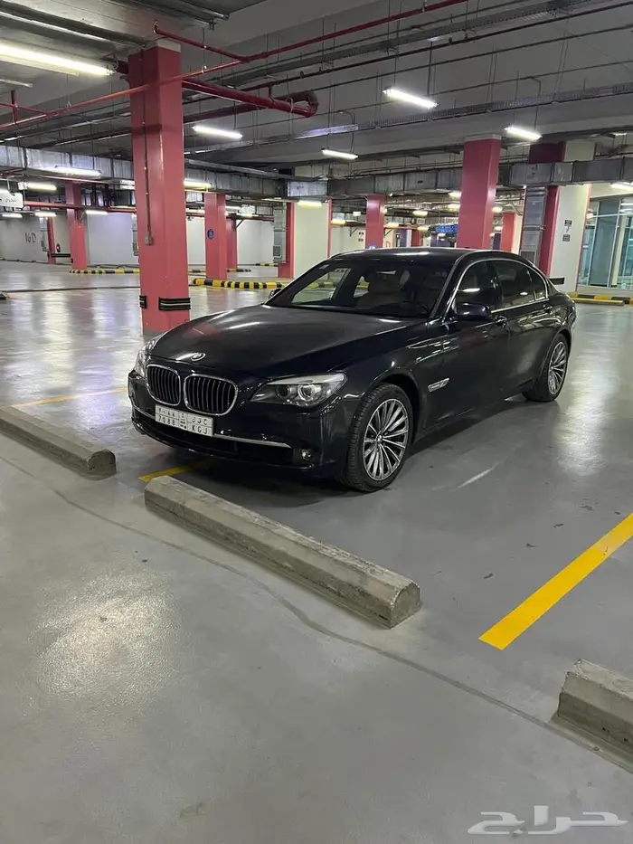 B M W بي ام دبليو 2011 0