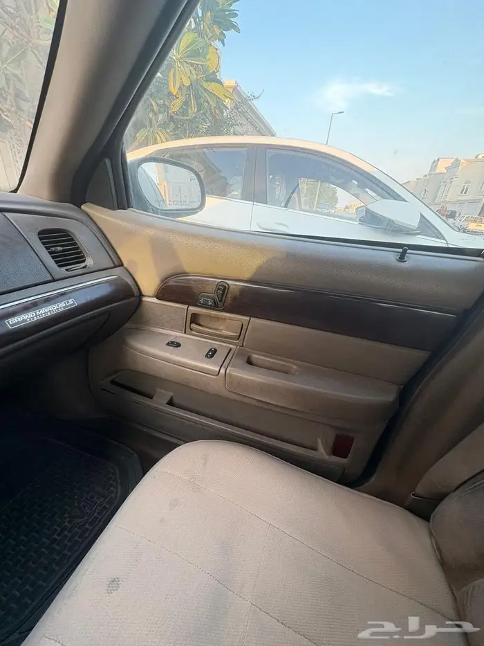 فورد جراند ماركيز 2003 9