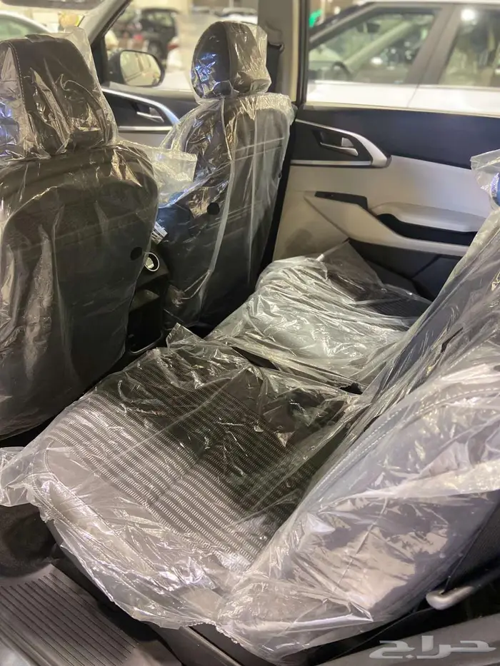 كيا كارينز نص فل فتحة سقف موديل 2025 12