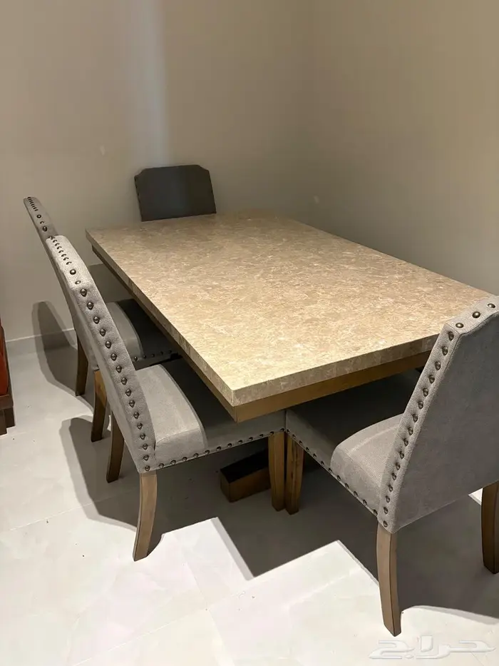 طاولة سفرة للبيع 2