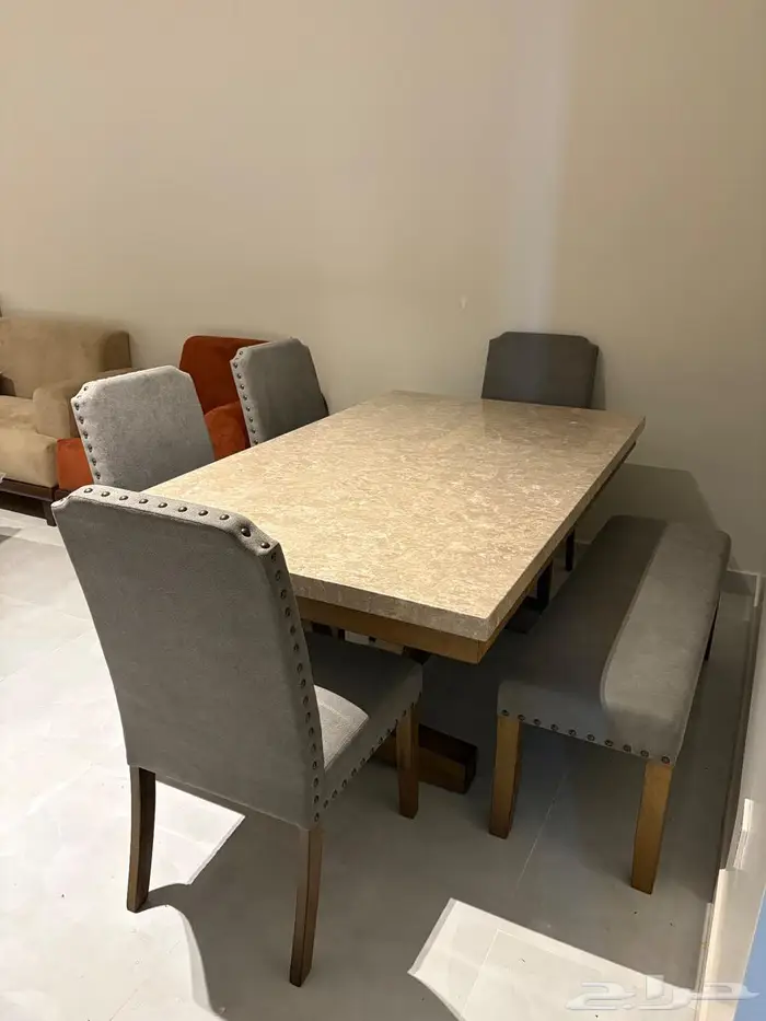 طاولة سفرة للبيع 0