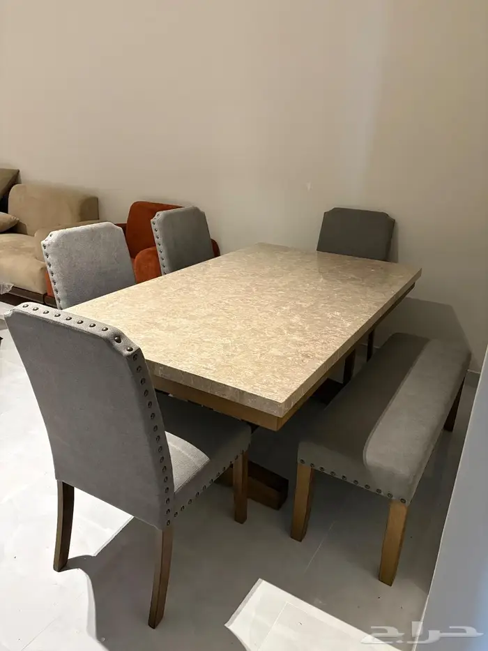 طاولة سفرة للبيع 1