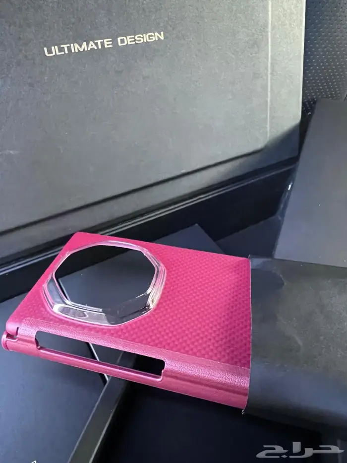 جهاز هواوي Mate XT ultimate design 3 شاشات 2