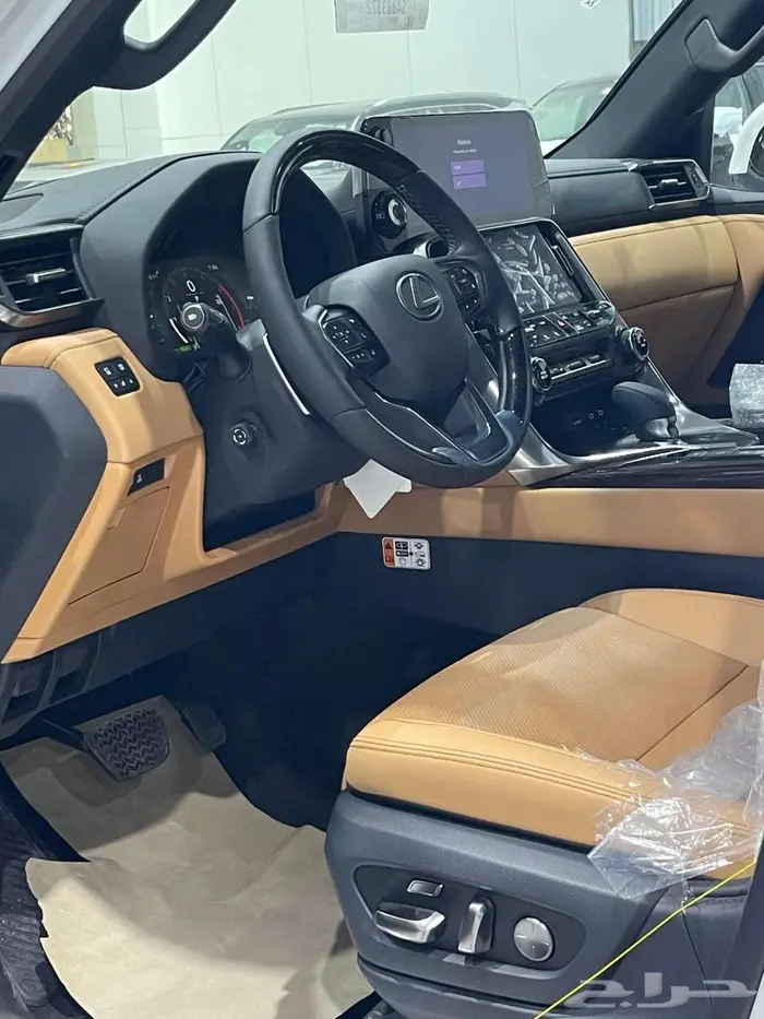 لكزس 700 LX هايبرد 2025 السعر 540500 7