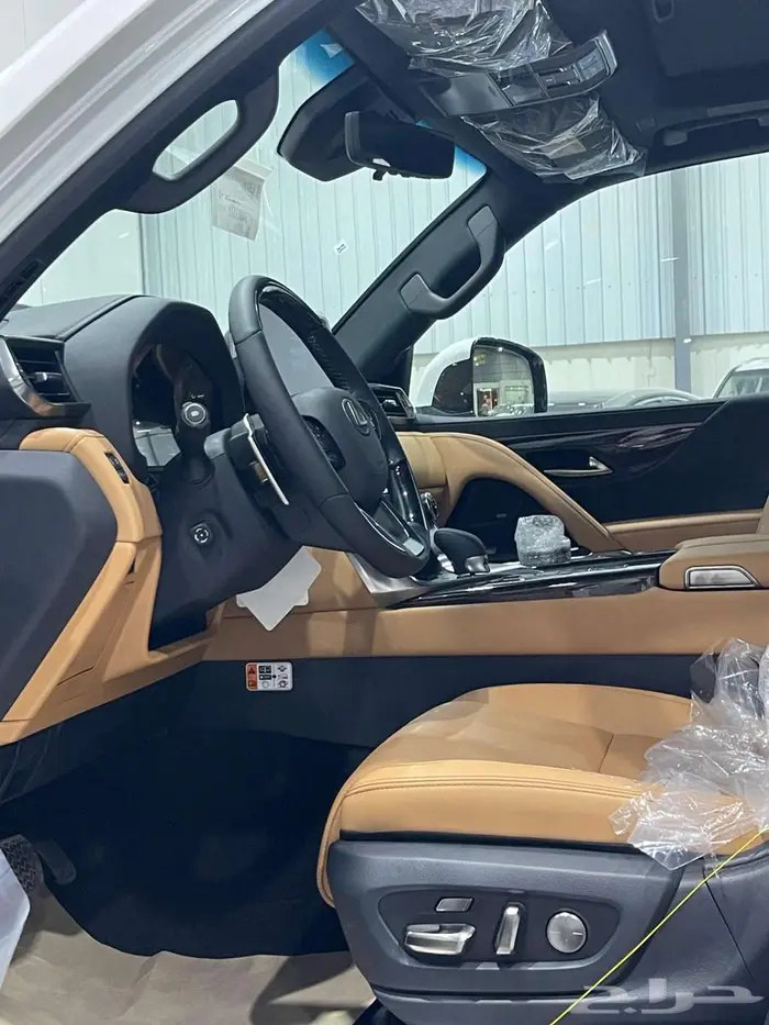 لكزس 700 LX هايبرد 2025 السعر 540500 11