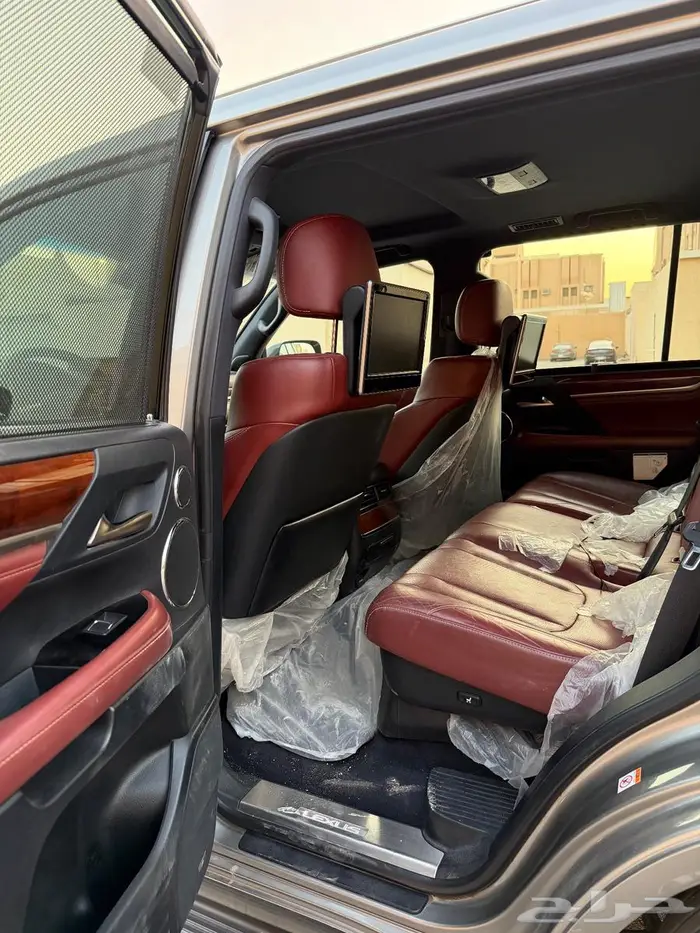 جيب لكزس 2017 7