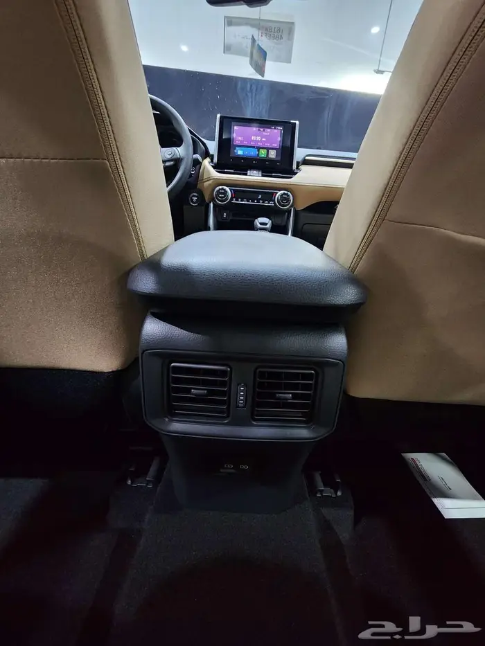 راف فور فتحه XLE هايبرد 2025 السعر 132250 14