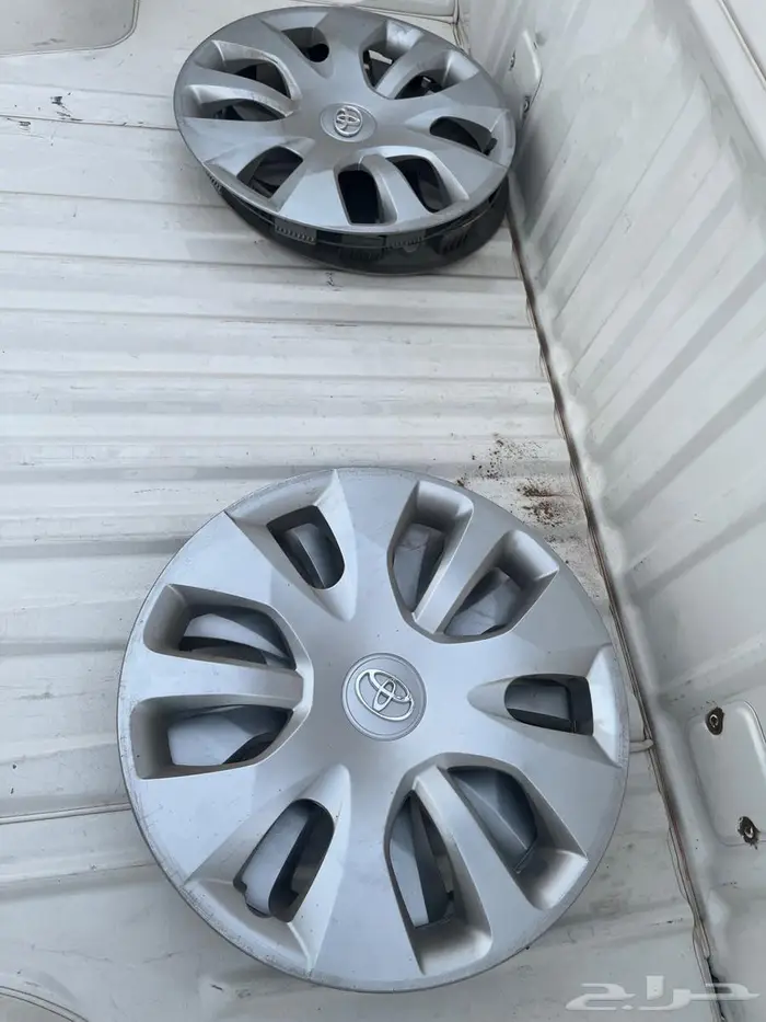 طيس هايلوكس وانوفا جديده تركب من وموديل 2016 وطالع 1